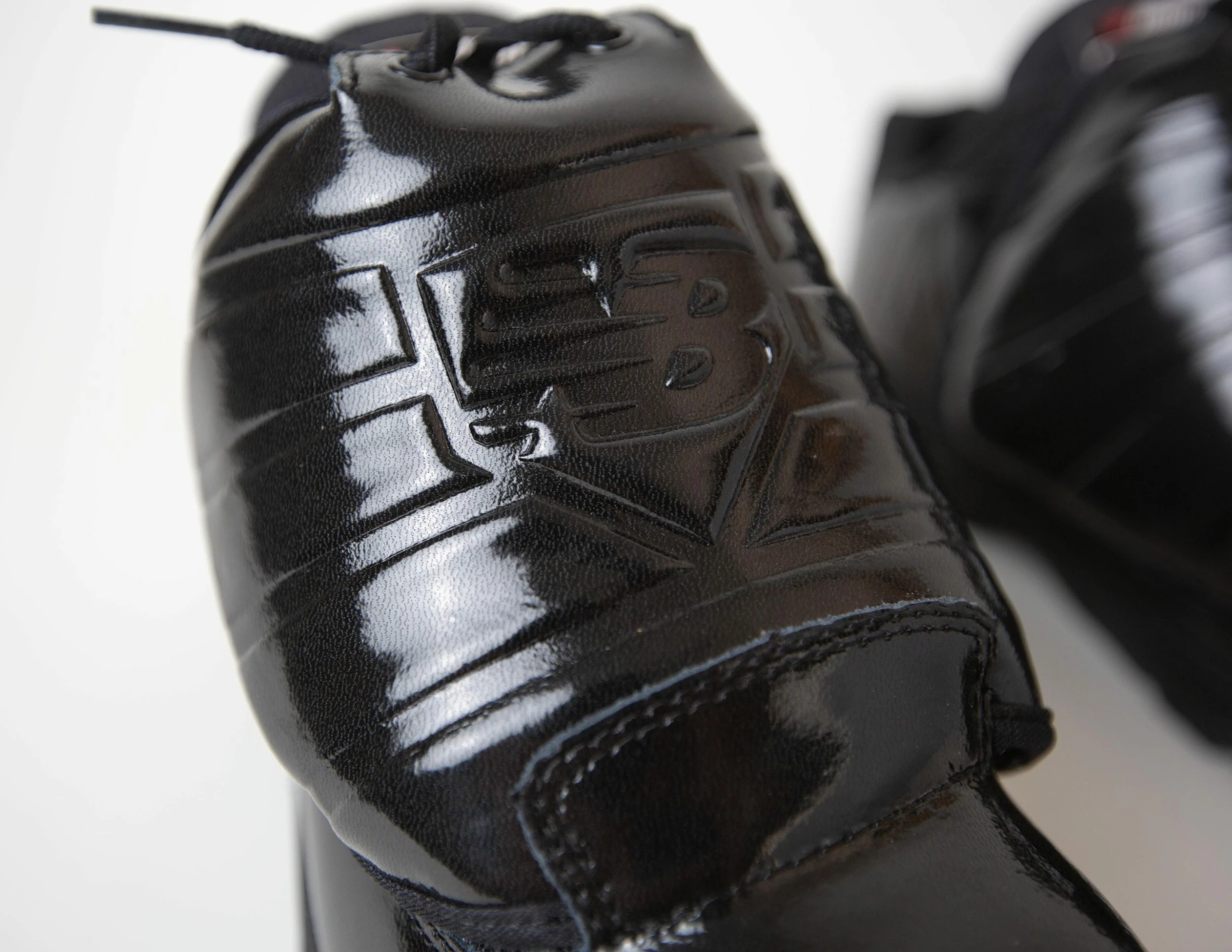 New Balance Low-Cut Plate Shoe 5 New Balance Low-Cut Plate Shoe - Image 3