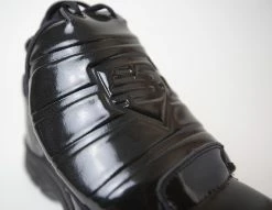 New Balance Mid-Cut Plate Shoe